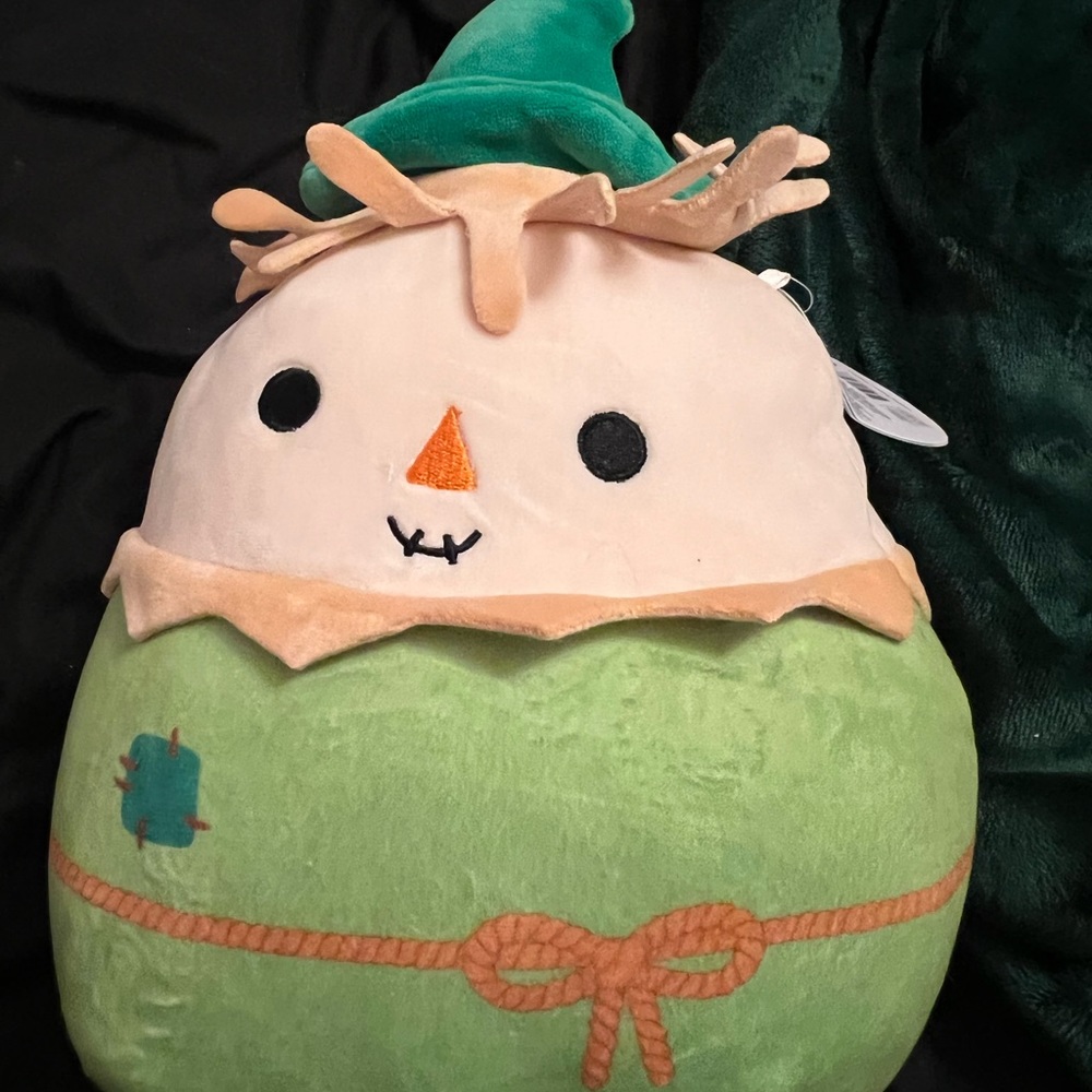 Samuel squishmallow